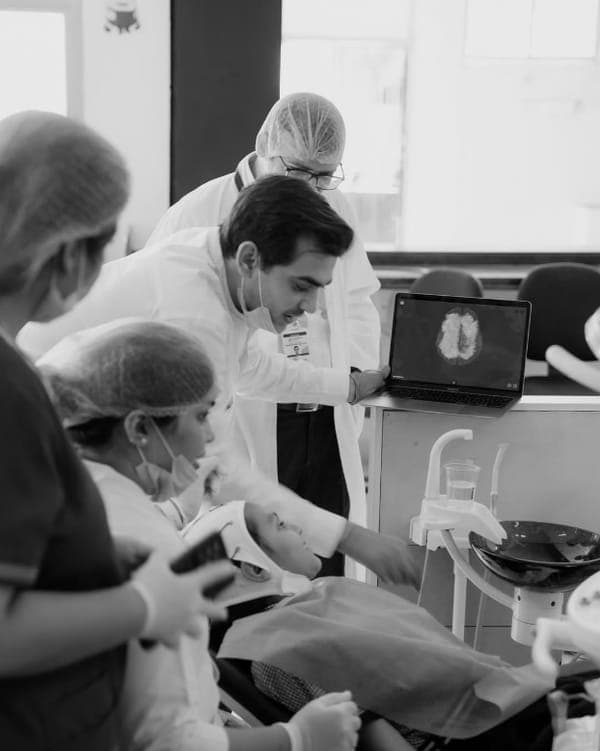 When the Dentist's Chair Triggers the Brain: What EEG Reveals About Kids and Dental Anxiety